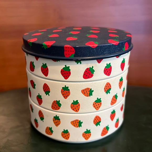 Potpourri Press Other Vintage Potpourri Press Strawberry Tin 3